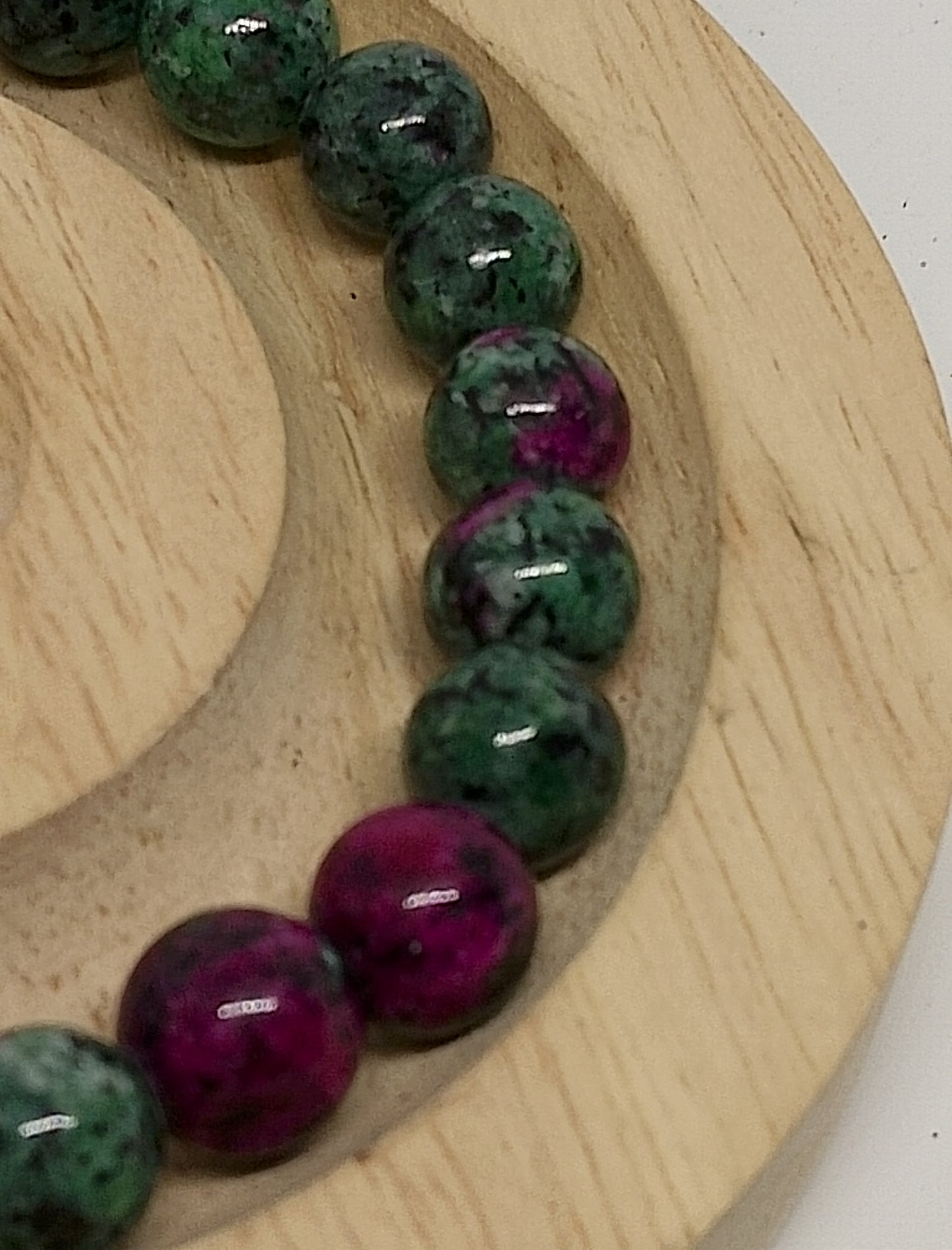 Bracelet en rubis zoïsite 8mm