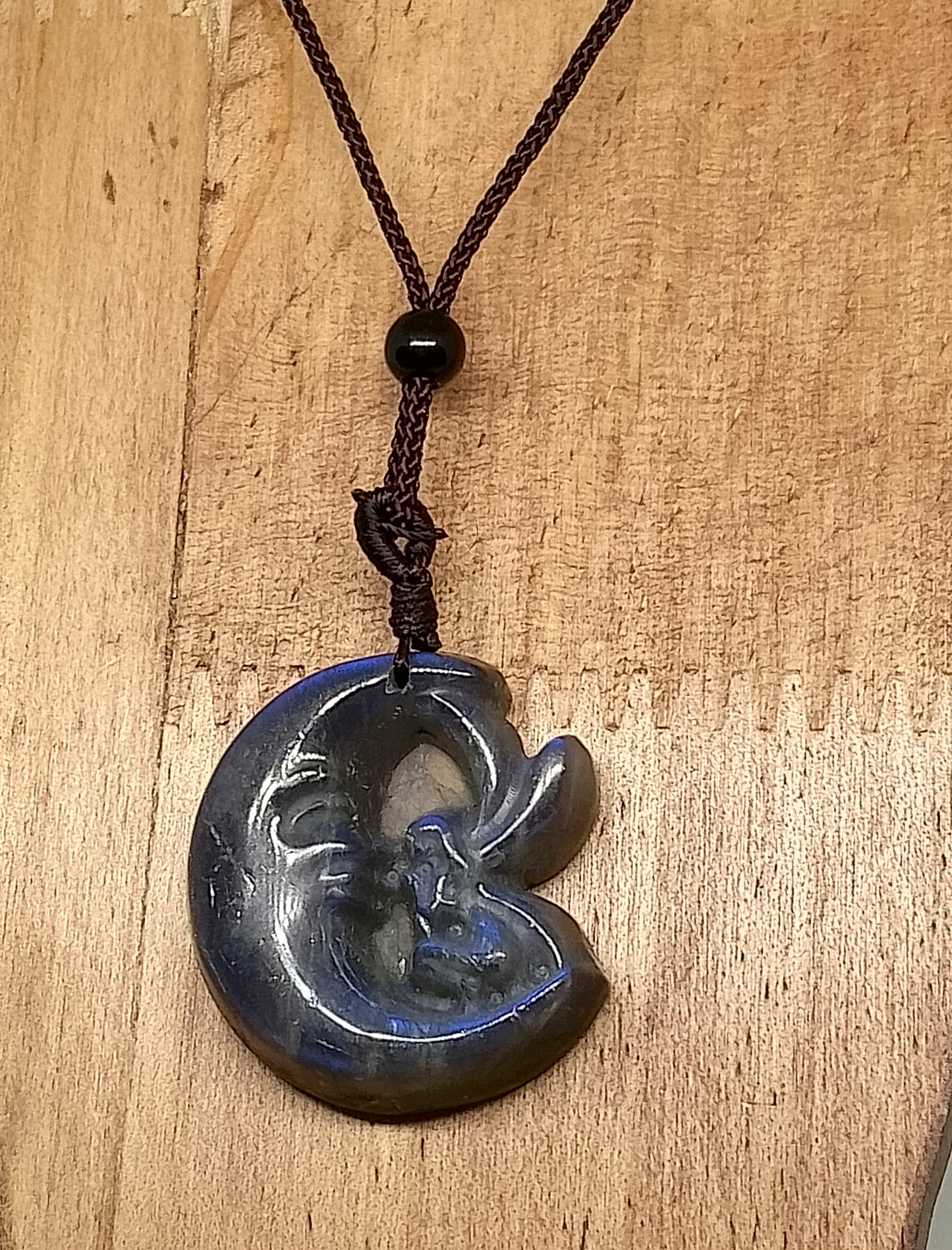 Collier lune et fée en pierre de labradorite
