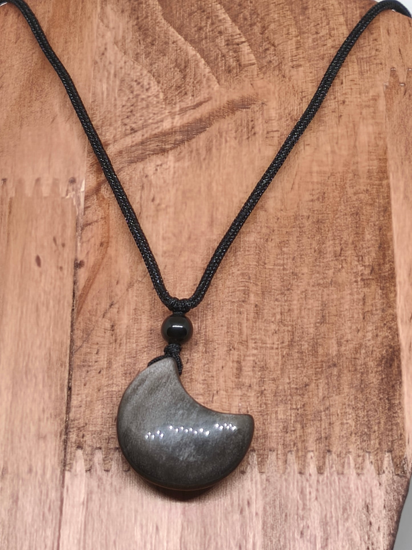 Collier lune en obsidienne argentée