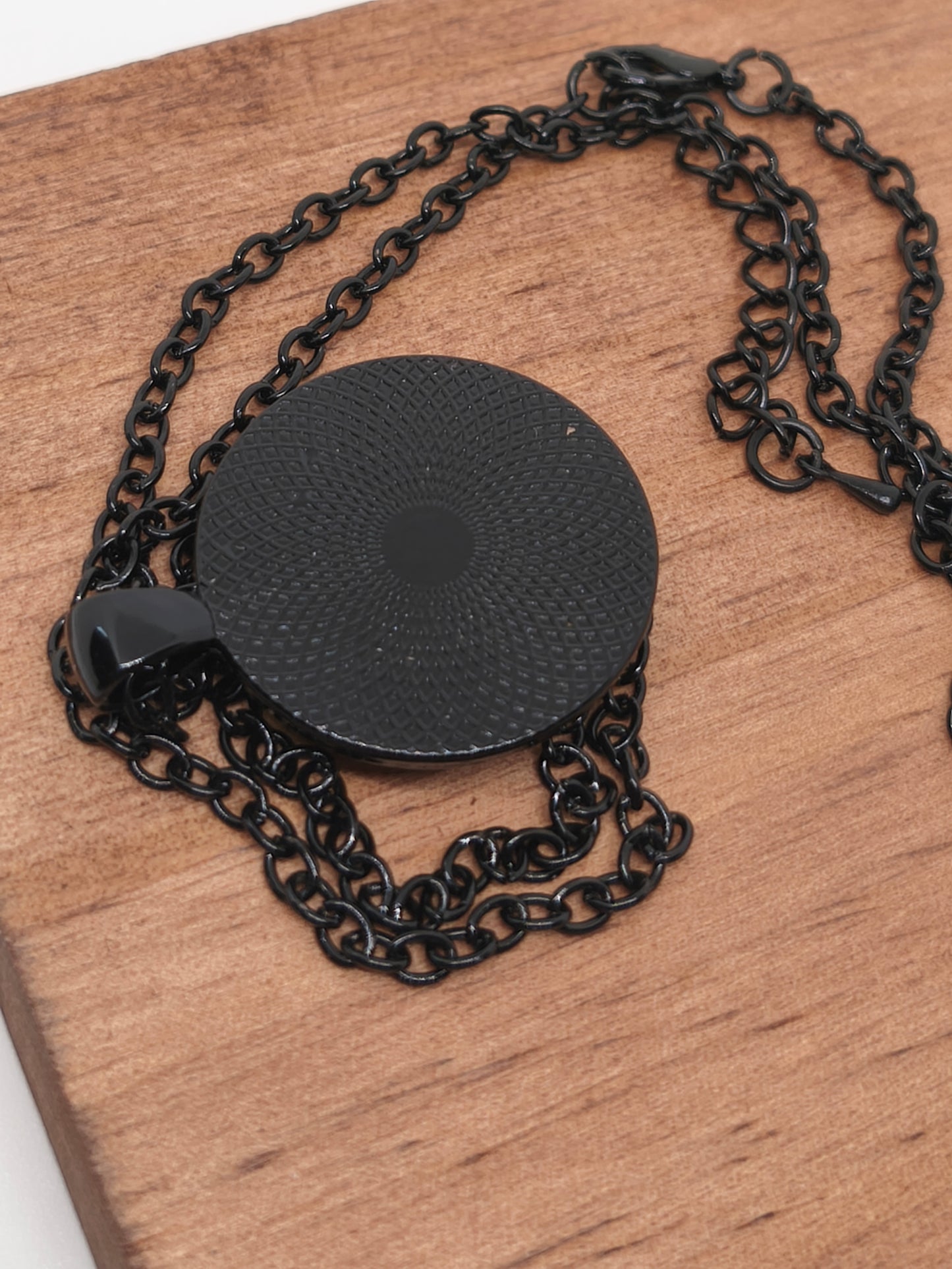 Collier yin yang zen en acier inoxydable et acrylique