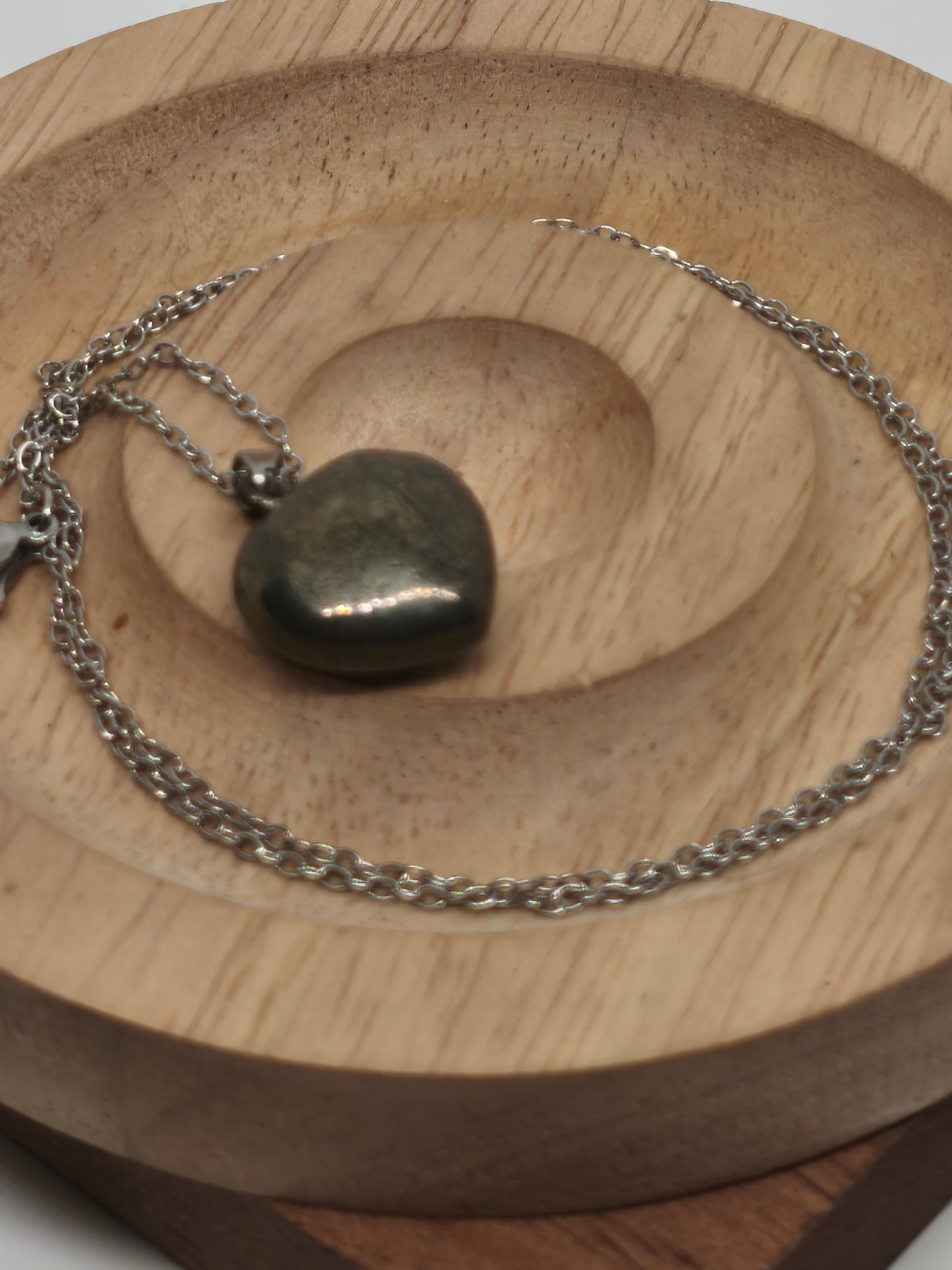 Collier en pyrite