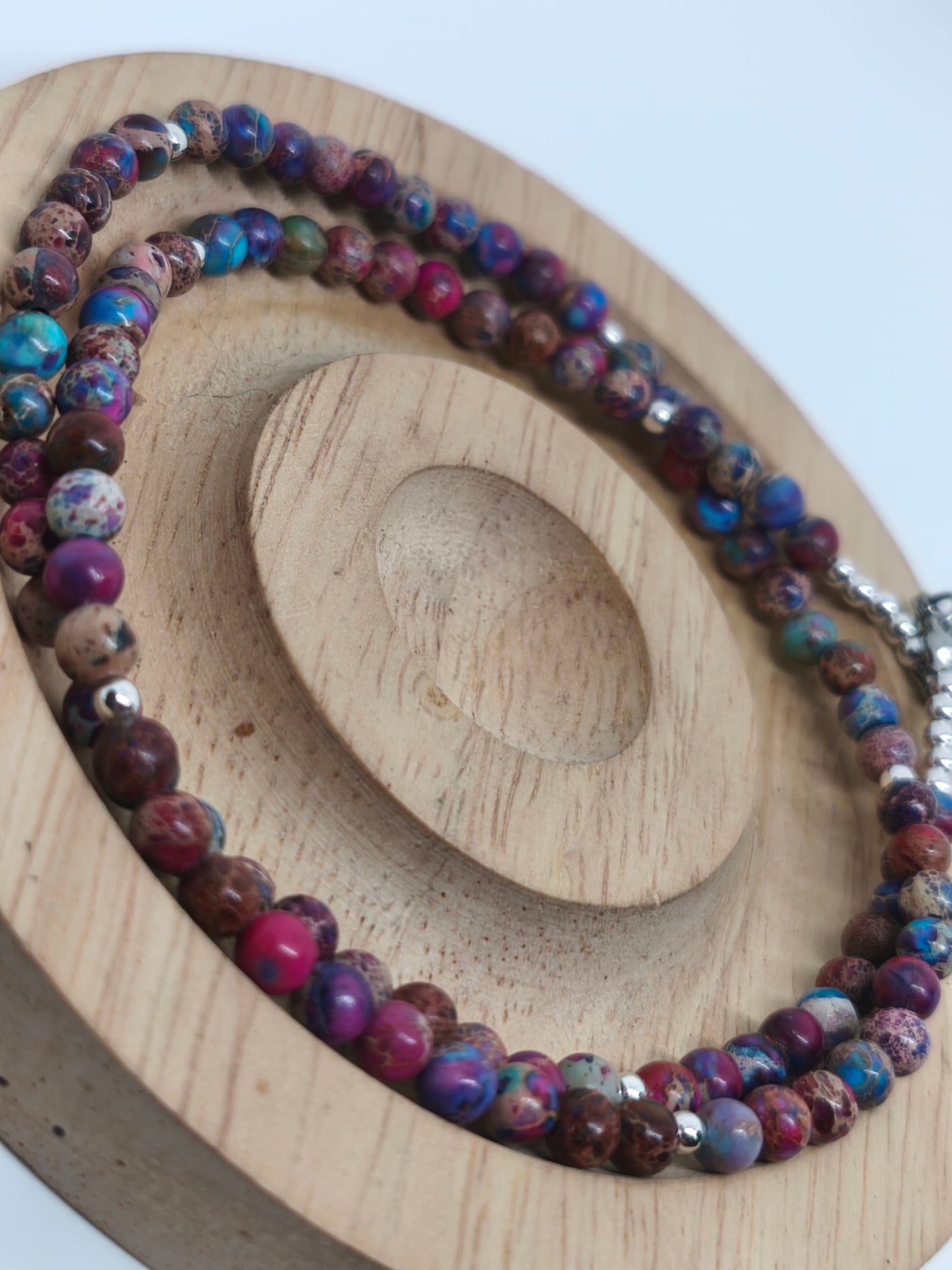 Collier en jaspe violet 4mm