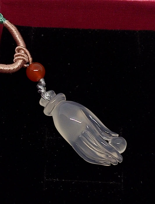 Collier main de Bouddha