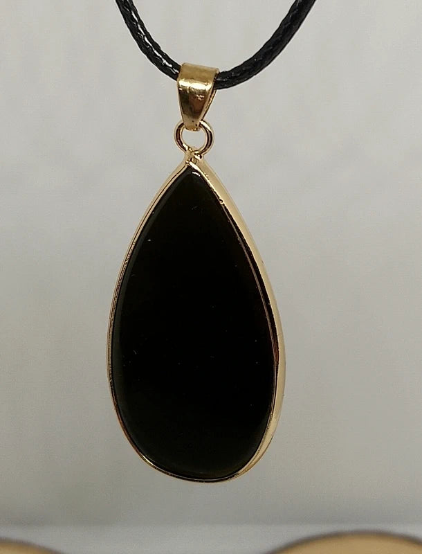 Collier en agate noire