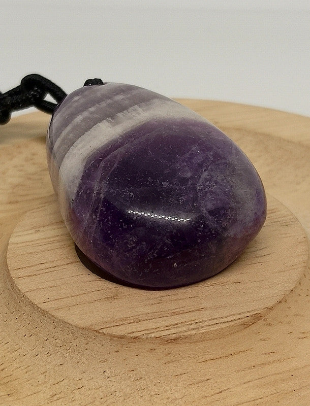 Collier en pierre d'améthyste