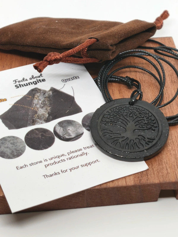 Collier en  shungite, arbre de vie