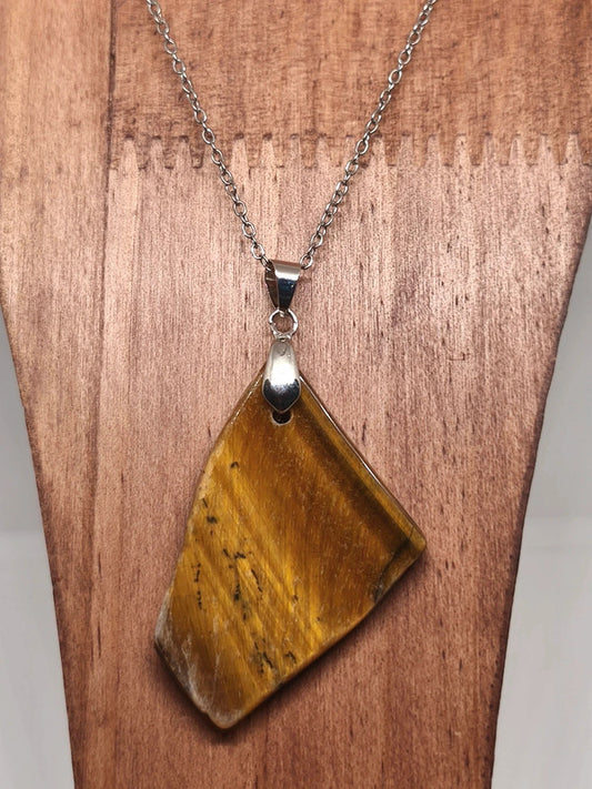 Collier en pierre d'oeil de tigre