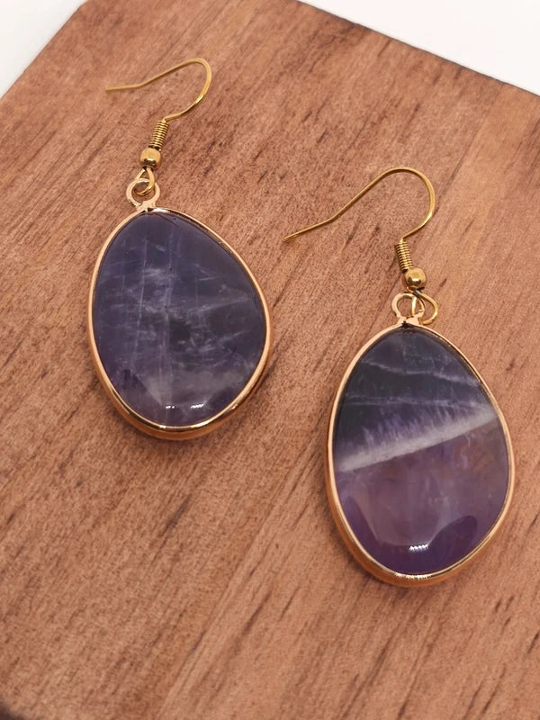 Boucles d'oreilles en améthyste.