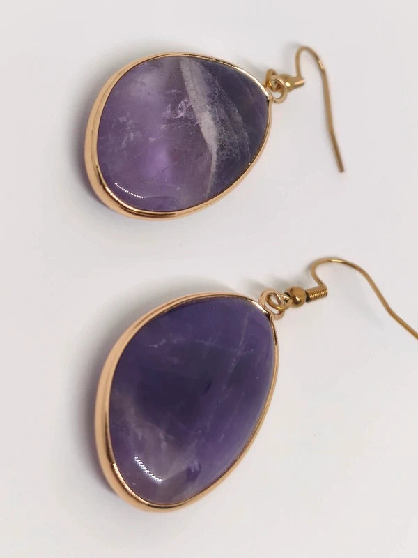 Boucles d'oreilles en améthyste.