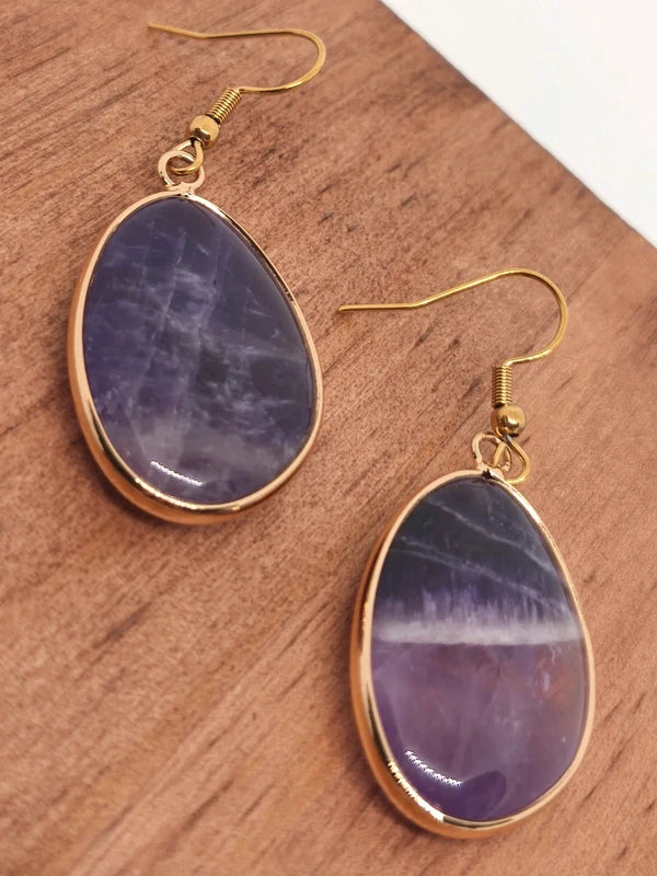 Boucles d'oreilles en améthyste.
