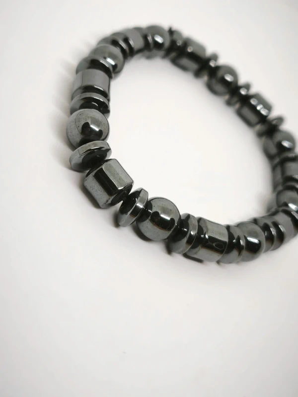 Ensemble de 4 bracelets en hématite 6-8mm