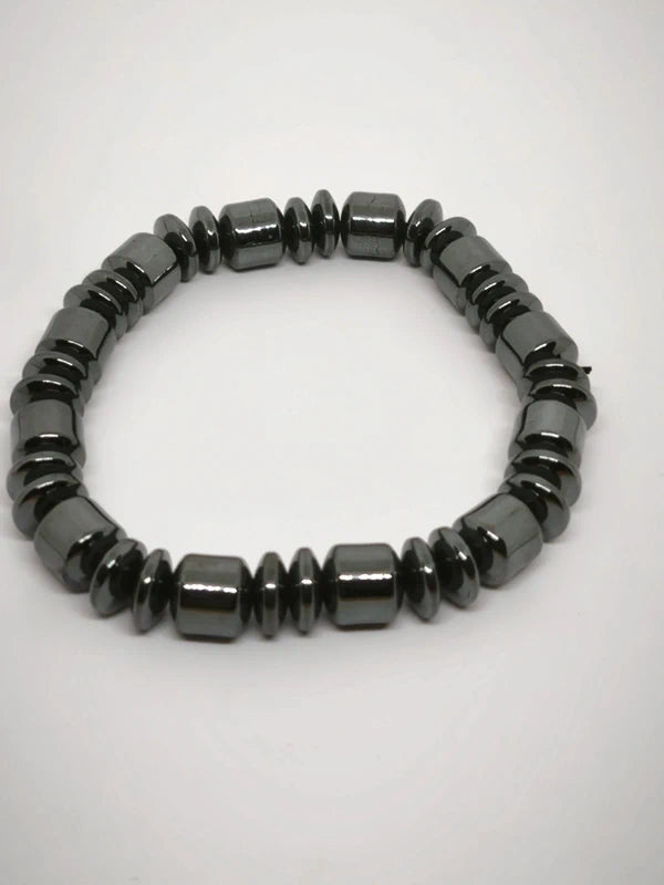 Ensemble de 4 bracelets en hématite 6-8mm