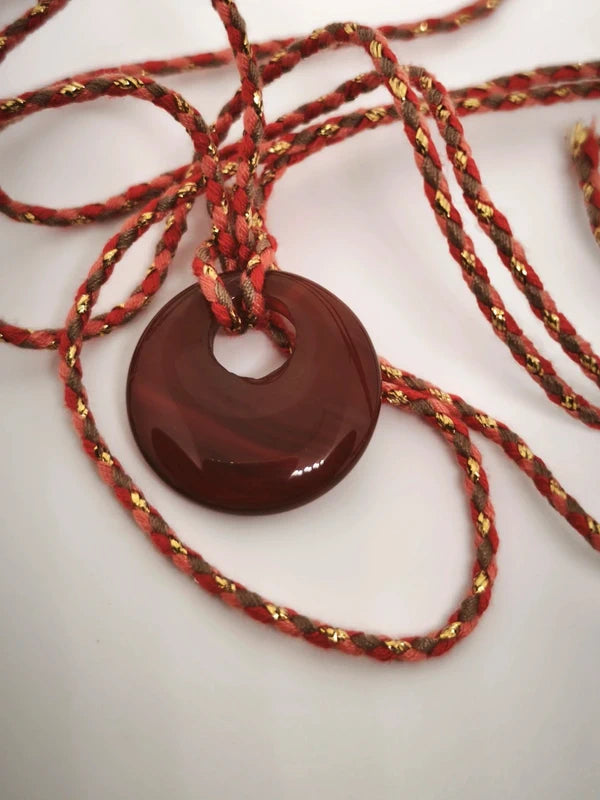 Collier en cornaline cordon ajustable