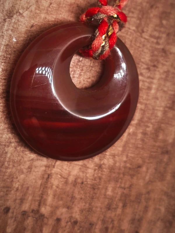 Collier en cornaline cordon ajustable