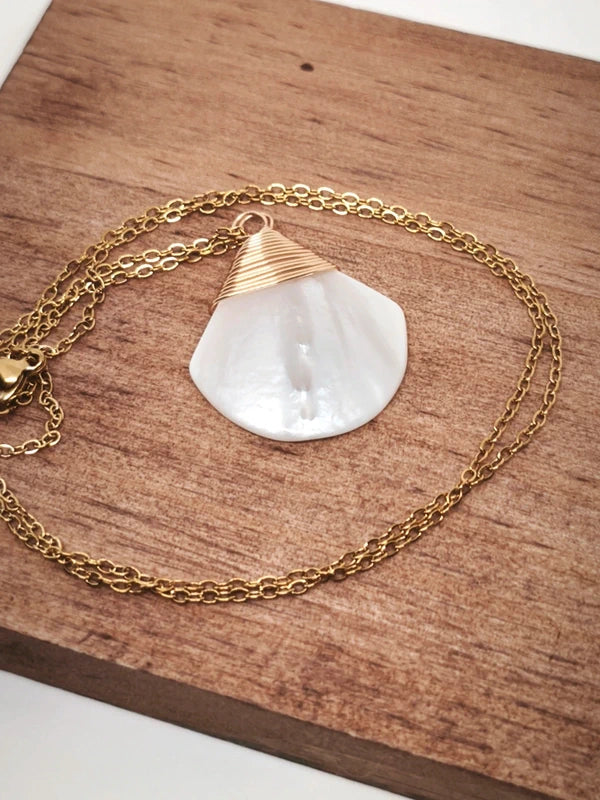 Collier nacré en perle d'eau douce