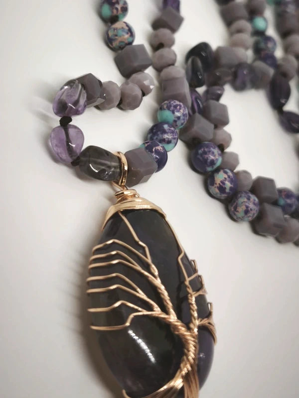 Collier multiperles, pendentif améthyste arbre de vie