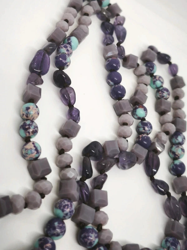 Collier multiperles, pendentif améthyste arbre de vie