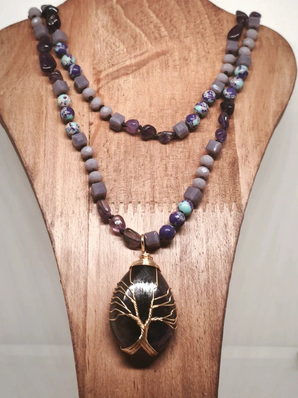 Collier multiperles, pendentif améthyste arbre de vie