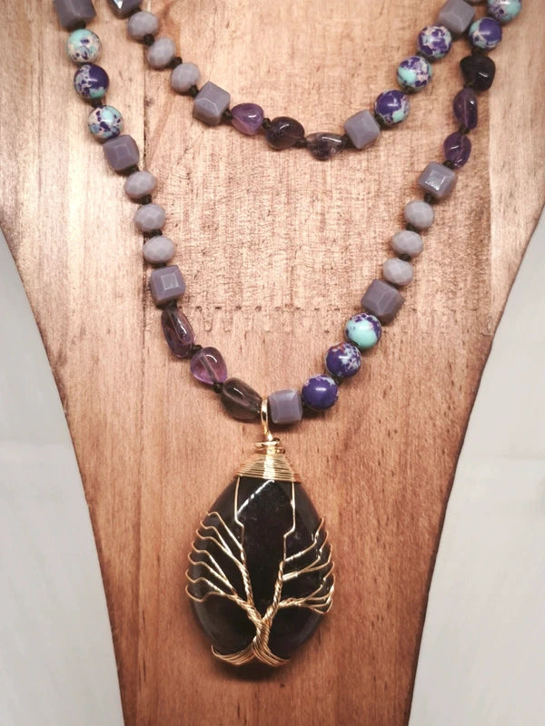 Collier multiperles, pendentif améthyste arbre de vie