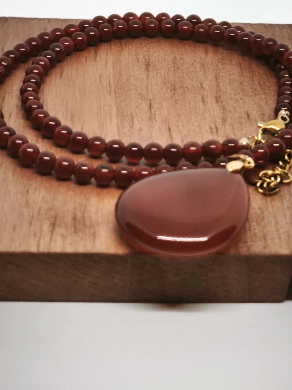 Collier en cornaline 4mm avec pendentif