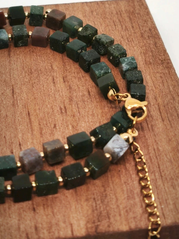 Collier en perles carrées d'agate indienne 5mm