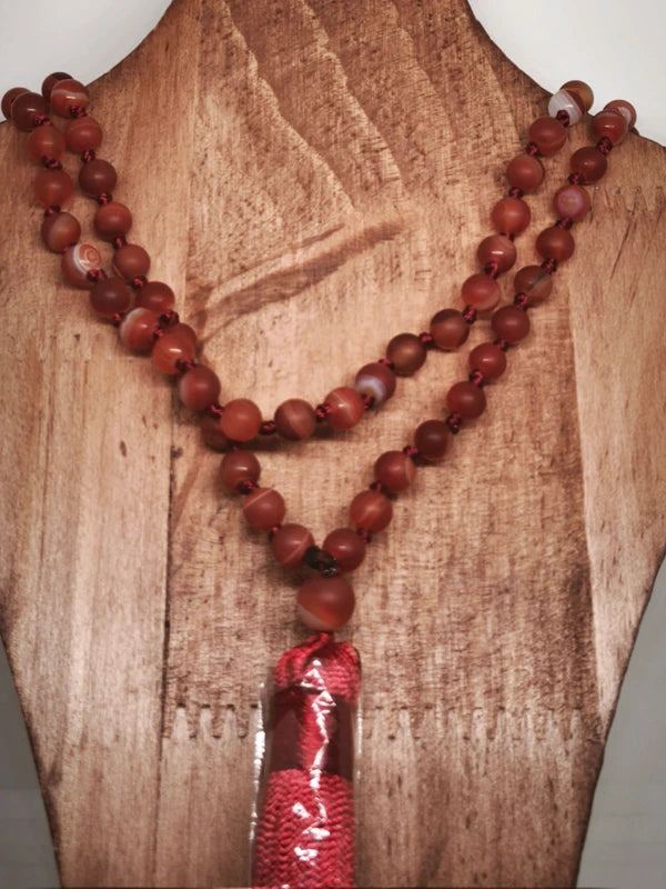 Collier Mala en agate rouge mat 6mm