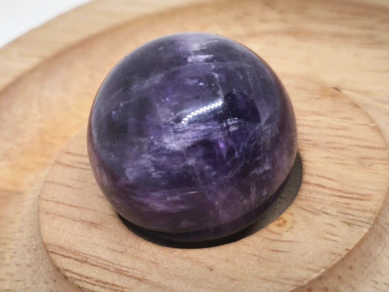 Sphère et support en améthyste