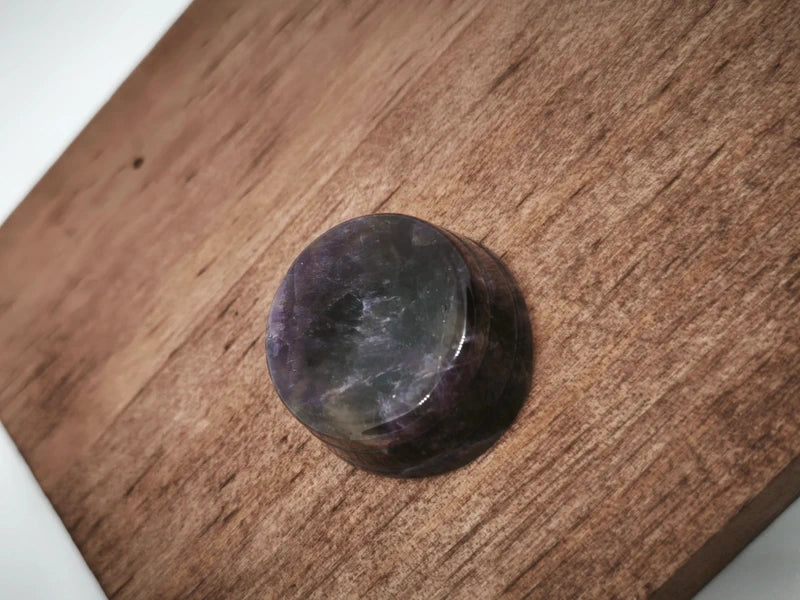 Sphère et support en améthyste