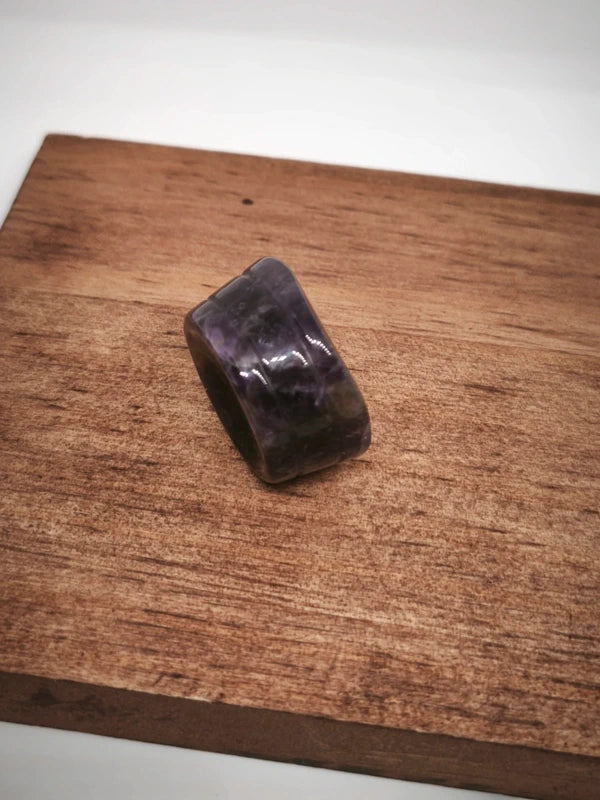 Sphère et support en améthyste