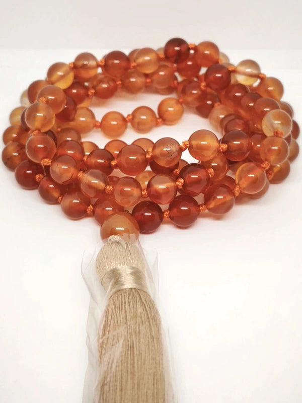 Collier Mala en cornaline 8mm