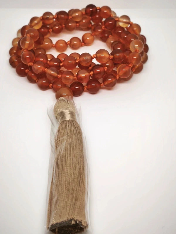 Collier Mala en cornaline 8mm
