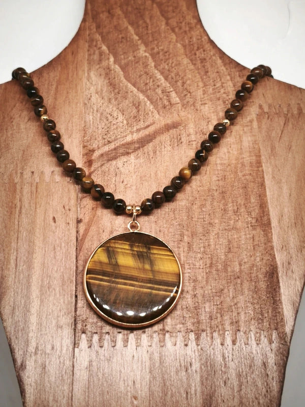 Collier en oeil de tigre 4mm avec pendentif