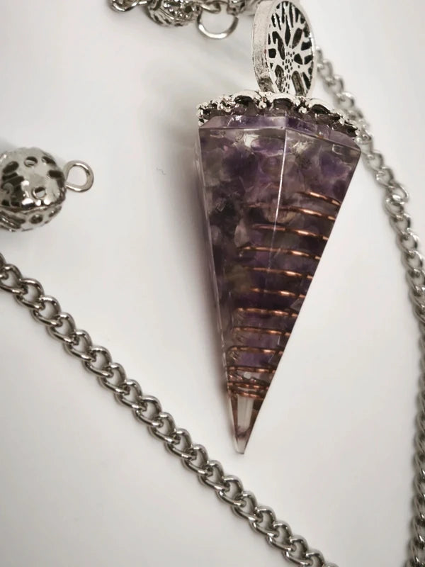Pendule divinatoire orgonite en améthyste