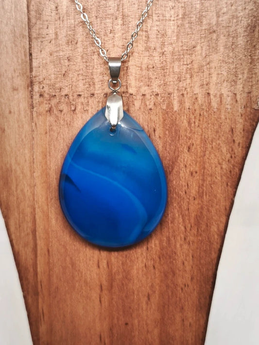 Collier en agate bleue