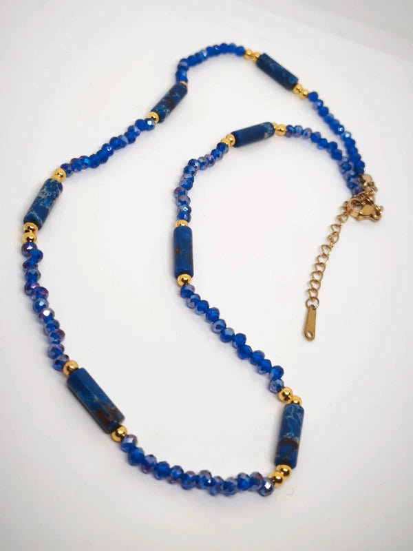 collier jaspe bleu et perles facettes verre coloré