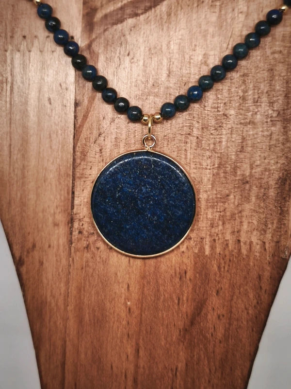 Collier en lapis lazuli 4mm avec pendentif