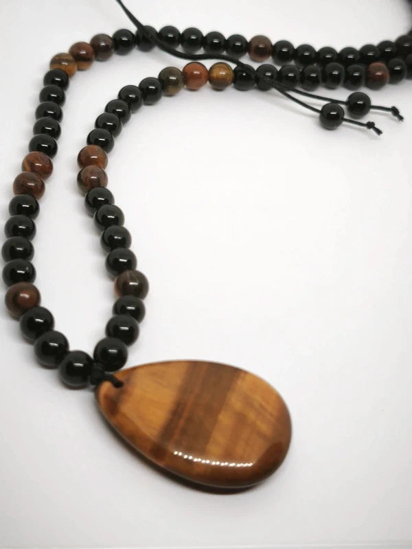 Collier Mala et pendentif en oeil de tigre