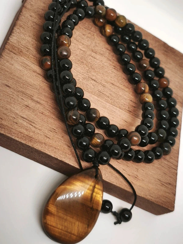 Collier Mala et pendentif en oeil de tigre