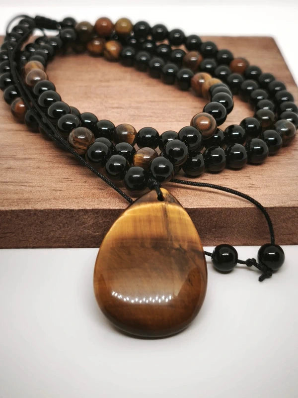 Collier Mala et pendentif en oeil de tigre