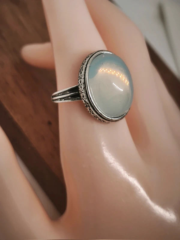 Bague plaquée argent, résine