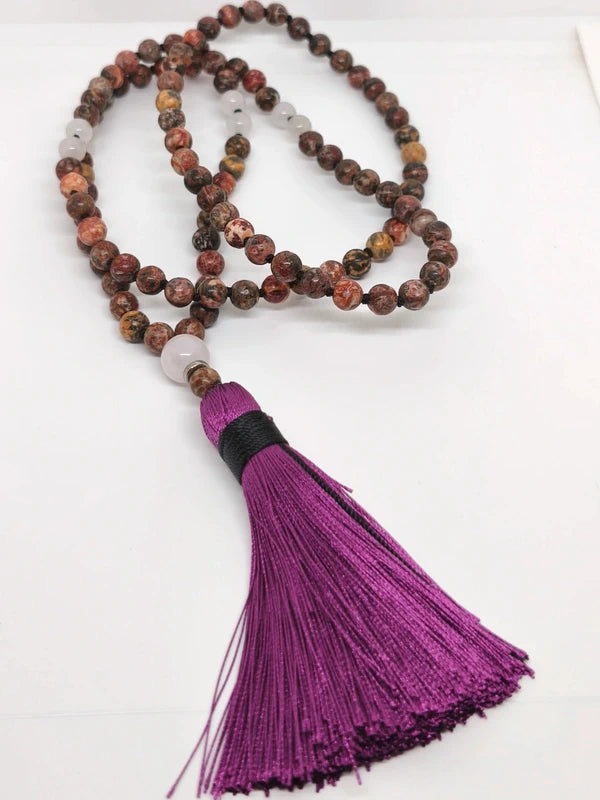 collier mala jaspe bréchique et quartz blanc
