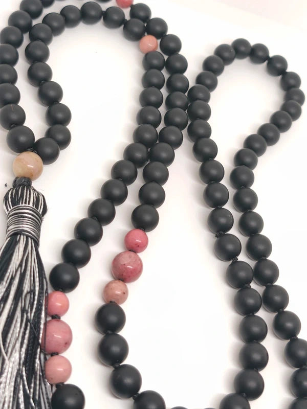 collier mala en rhodonite et tourmaline noire 8mm