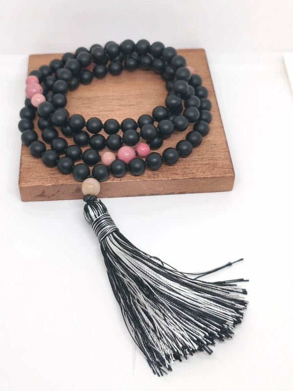 collier mala en rhodonite et tourmaline noire 8mm