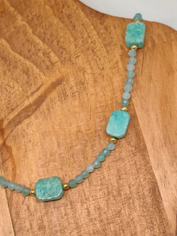 Collier en perles facettes d'amazonite