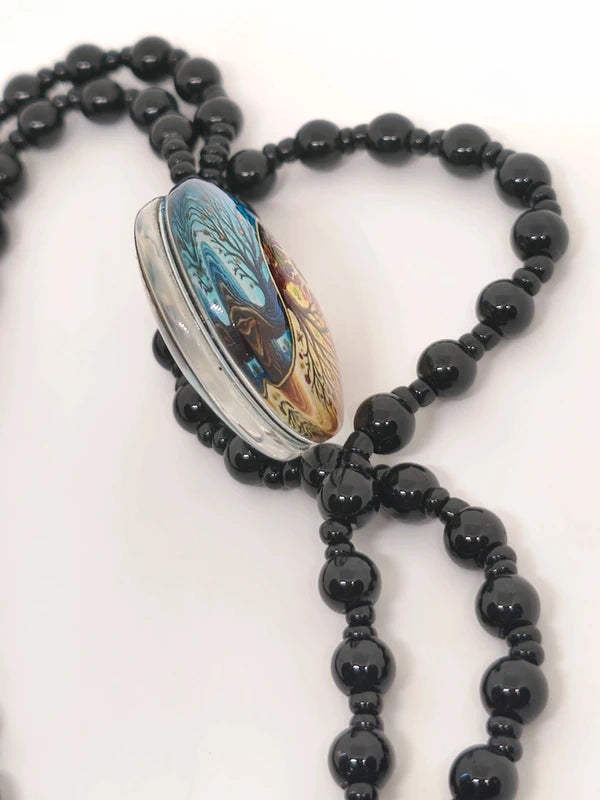 Collier yin-yang agate noire et résine