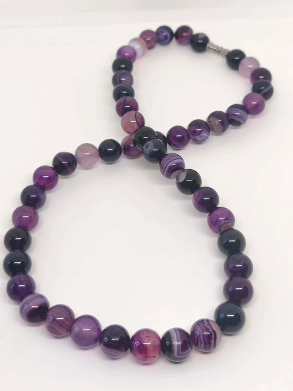 Collier en perles d'agate violette 10mm