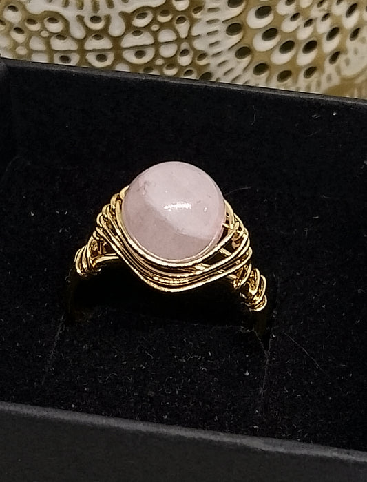 Bague ajustable en quartz rose