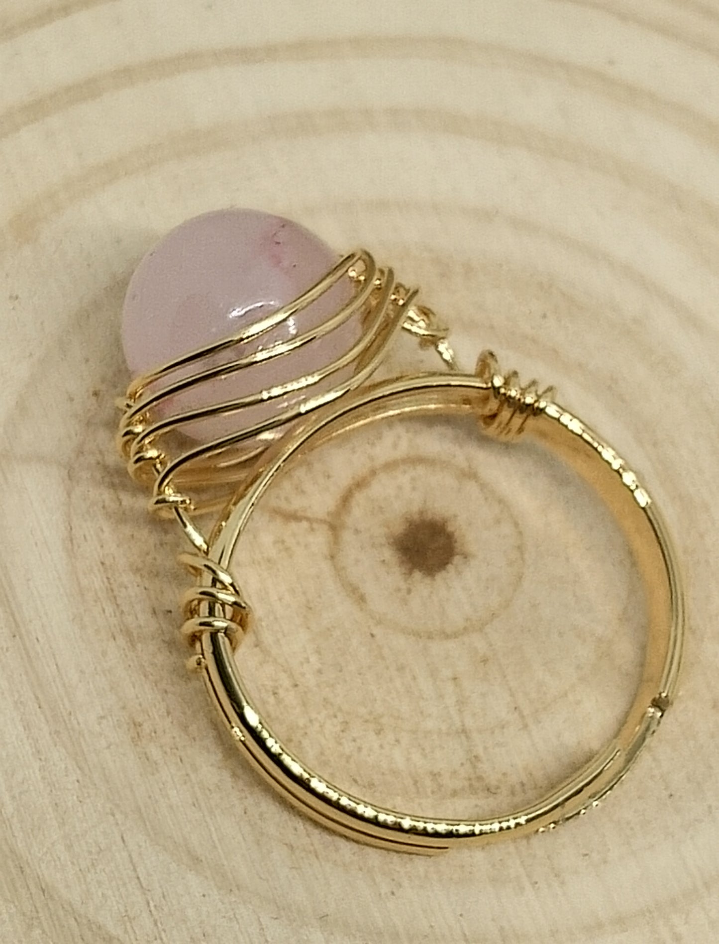 Bague ajustable en quartz rose