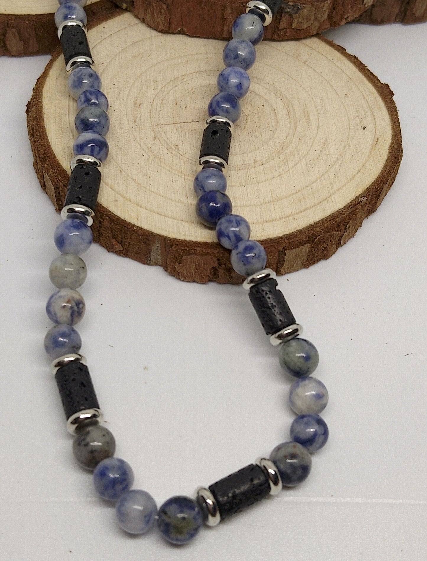 Collier bracelet et pierre en sodalite