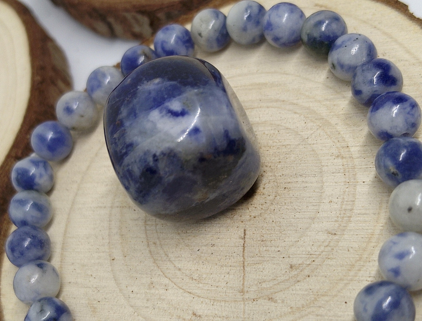 Collier bracelet et pierre en sodalite